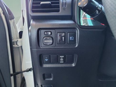 Used 2020 Toyota 4Runner Limited image 10