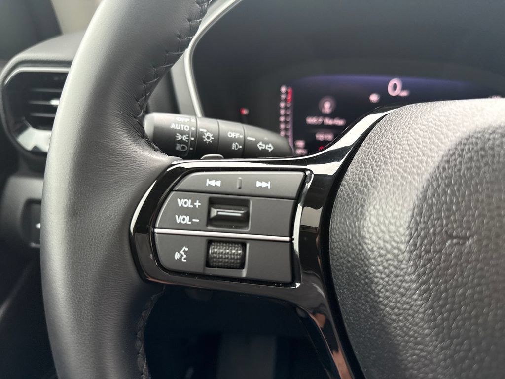 Certified 2026 Honda Pilot Touring image 29