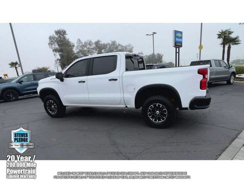 Used 2024 Chevrolet Silverado 1500 ZR2 w/ Technology Package image 8
