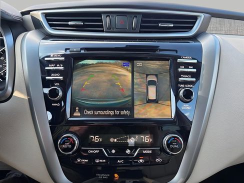 Used 2024 Nissan Murano SL image 27