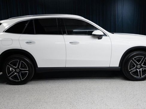 New 2027 Mercedes-Benz GLC 300 image 4
