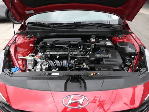 Used 2023 Hyundai Elantra SEL w/ Convenience Package FWD image 25