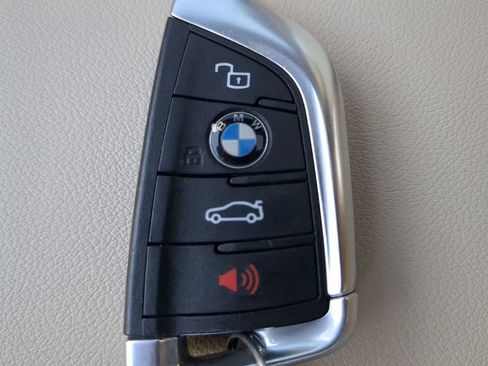 Used 2019 BMW 330i 330i w/ Convenience Package image 31