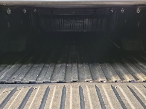 Certified 2023 GMC Sierra 2500 SLT w/ SLT Convenience Package image 17