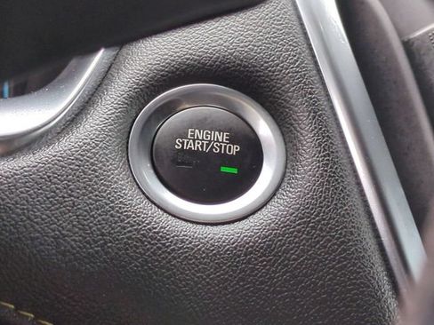 Certified 2023 Chevrolet Traverse LT AWD/4WD image 16