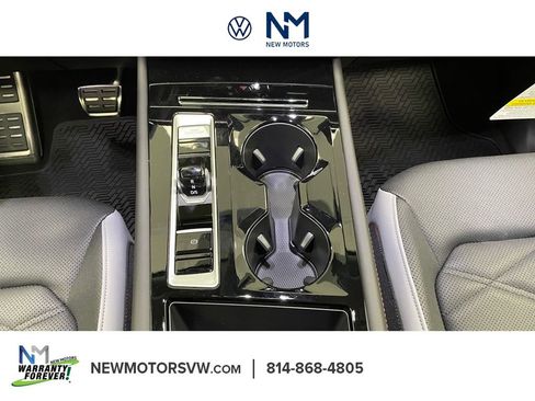 New 2026 Volkswagen Atlas Peak Edition image 11