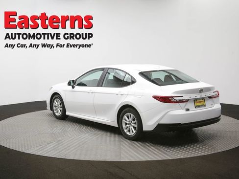 Used 2025 Toyota Camry Hybrid FWD image 64