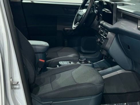 New 2026 Ford Maverick XL AWD/4WD image 47