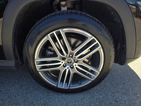 Used 2026 Mercedes-Benz GLS 450 4MATIC image 10