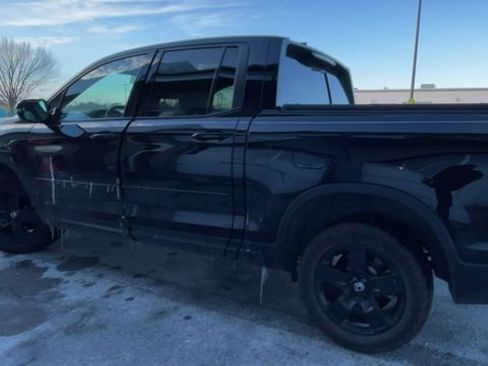 Used 2024 Honda Ridgeline Black Edition image 4