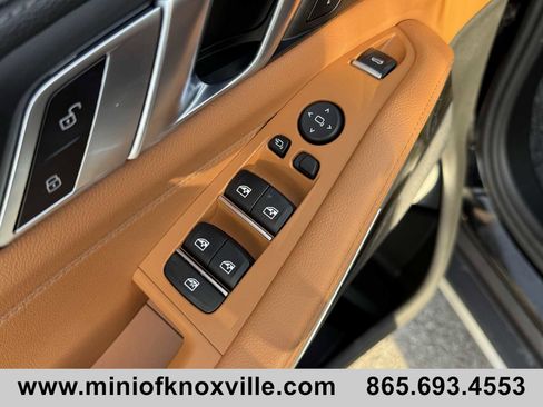 Used 2022 BMW X5 xDrive40i w/ Premium Package image 12