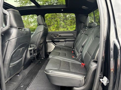 Used 2019 RAM 1500 Limited image 17