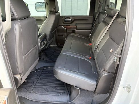 Used 2022 GMC Sierra 3500 SLT w/ SLT Premium Package AWD/4WD image 9