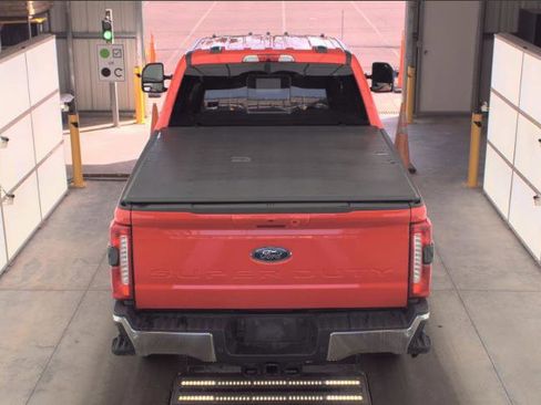 Used 2025 Ford F250 Lariat w/ Lariat Ultimate Package image 7