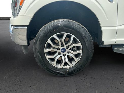 Used 2022 Ford F150 Lariat w/ FX4 Off-Road Package AWD/4WD image 13