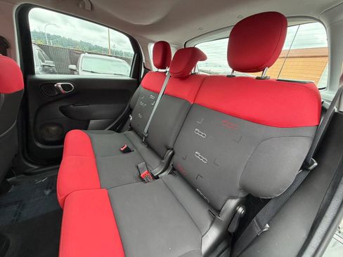 Used 2014 FIAT 500L Pop FWD image 24