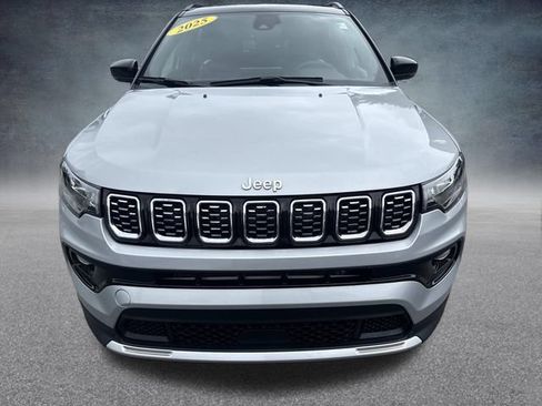 Used 2025 Jeep Compass Limited AWD/4WD image 13