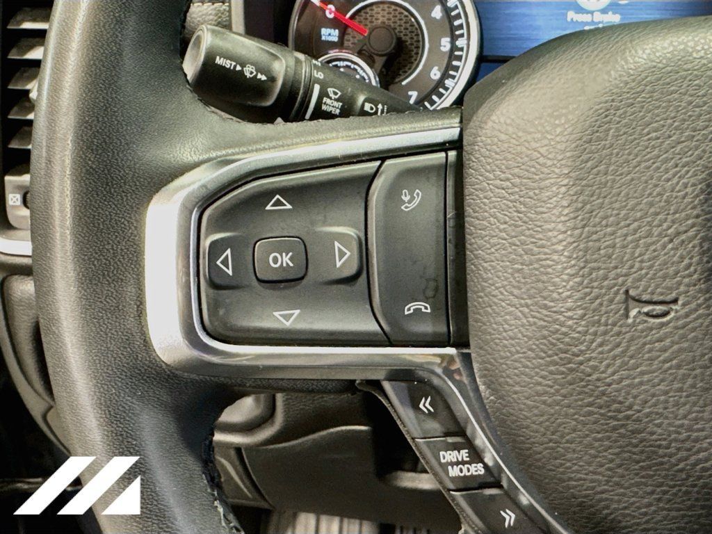 Used 2025 RAM 1500 Laramie AWD/4WD image 12