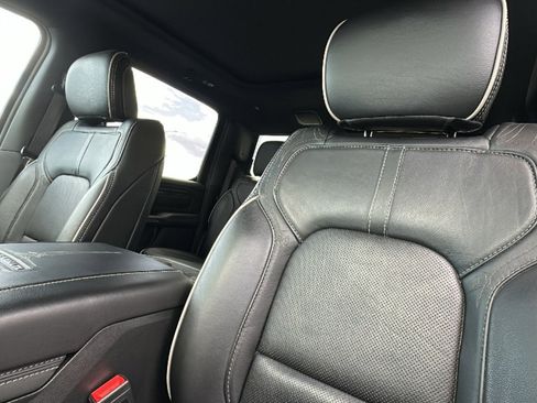 Used 2024 RAM 1500 Limited image 11