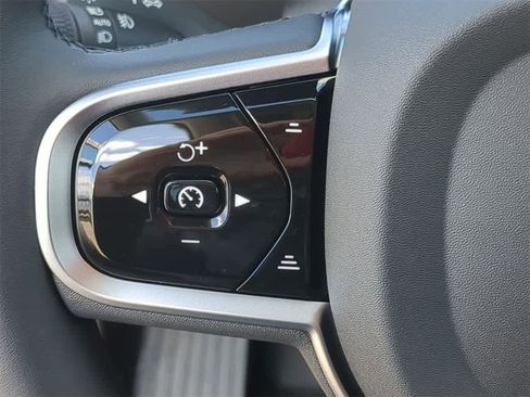 Certified 2026 Volvo XC90 B6 Plus w/ Protection Package Premier image 22