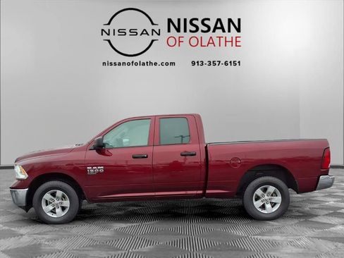 Used 2024 RAM 1500 Classic SLT image 17