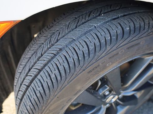 Used 2021 Honda Civic EX image 10