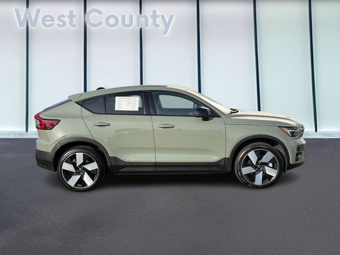 Certified 2023 Volvo C40 P8 Recharge Ultimate w/ Protection Package Premier AWD/4WD image 2