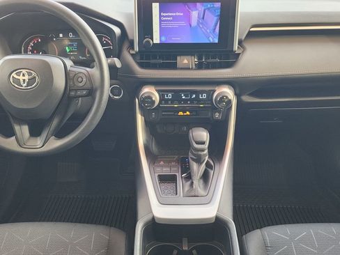Used 2025 Toyota RAV4 XLE w/ Convenience Package FWD image 12