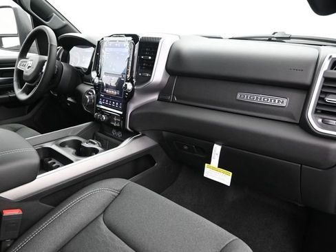 New 2026 RAM 1500 4x4 Crew Cab image 10