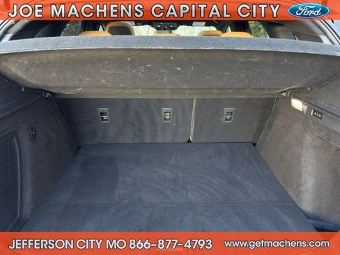 Used 2022 Lincoln Corsair Grand Touring w/ Elements Technology Bundle image 10