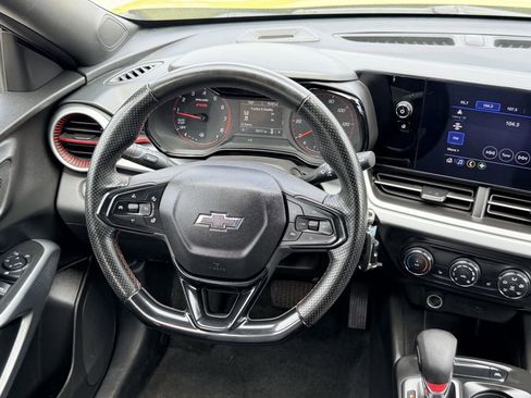 Certified 2024 Chevrolet Trax RS image 14