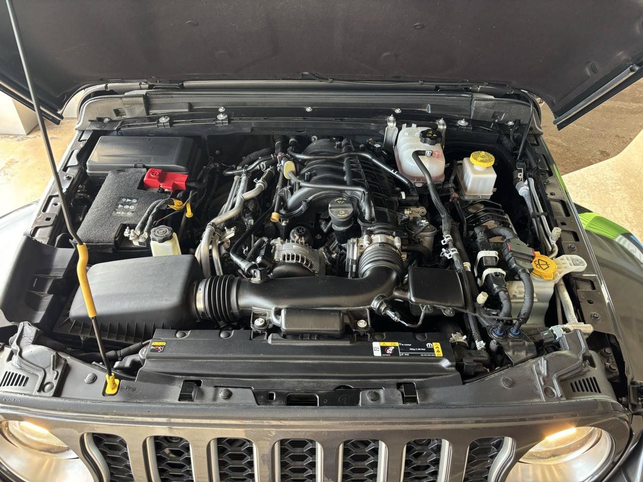 Used 2023 Jeep Gladiator Overland AWD/4WD image 26
