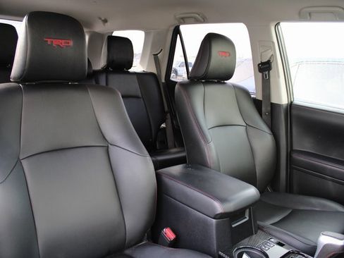 Used 2022 Toyota 4Runner TRD Off-Road Premium image 20