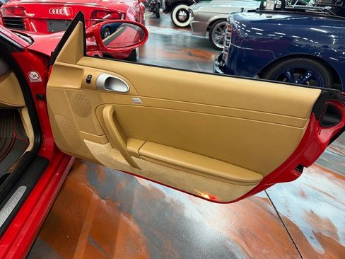Used 2006 Porsche 911 Cabriolet image 9