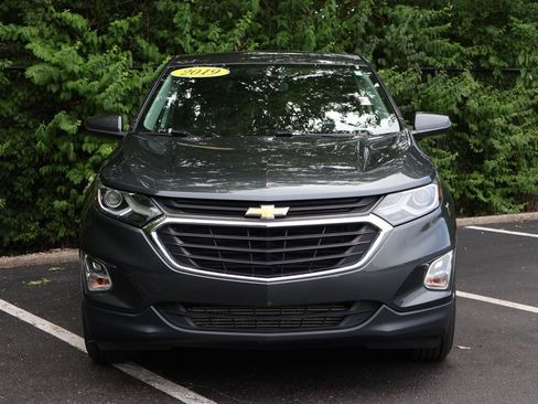 Certified 2019 Chevrolet Equinox LT FWD image 2