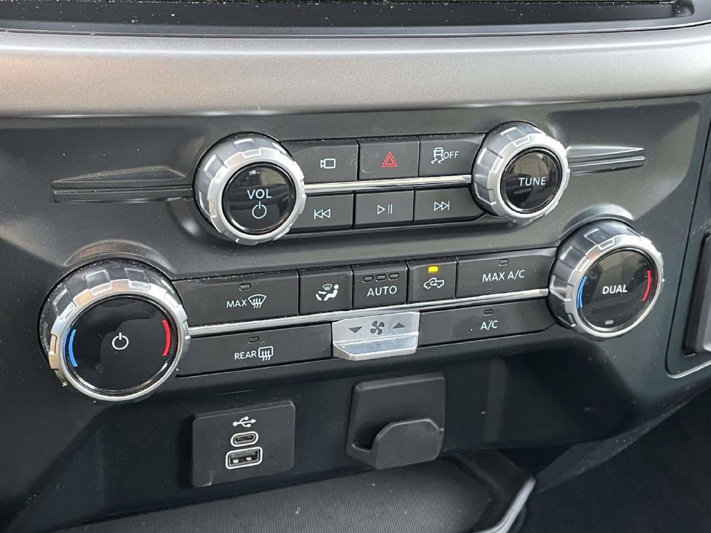Used 2025 Ford F150 XLT w/ Equipment Group 301A Standard AWD/4WD image 26