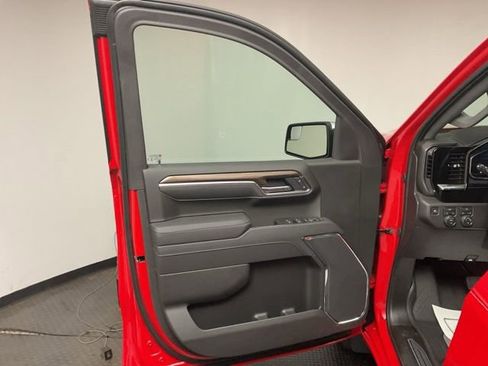 New 2025 Chevrolet Silverado 1500 LT w/ Convenience Package II image 9