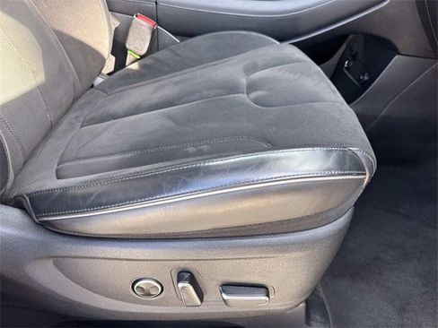 Used 2024 Hyundai Palisade Calligraphy image 11