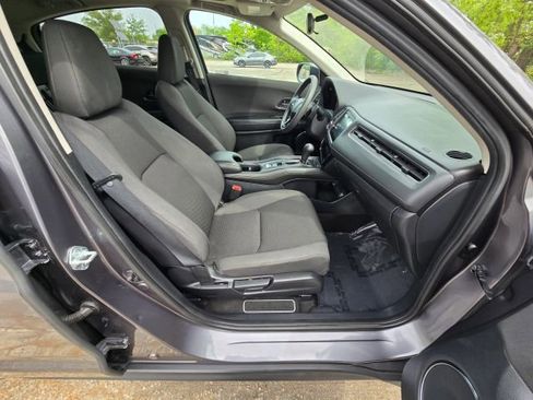 Used 2021 Honda HR-V EX image 15