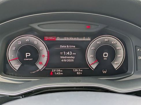 Used 2025 Audi Q7 3.0T Premium Plus AWD/4WD image 14