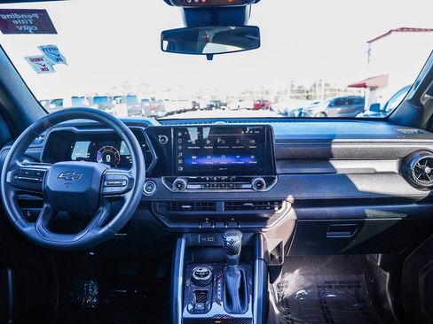 Used 2024 Chevrolet Colorado Trail Boss w/ Technology Package image 13