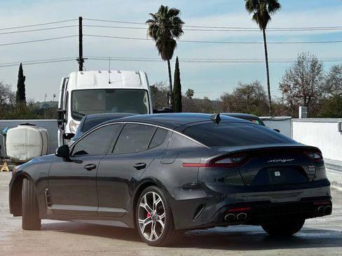 Used 2021 Kia Stinger GT2 image 2