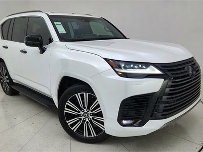 Used 2023 Lexus LX 600 4WD w/ Luxury Package