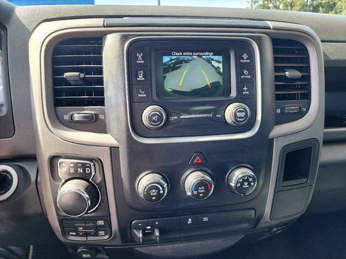 Used 2015 RAM 1500 Express AWD/4WD image 16