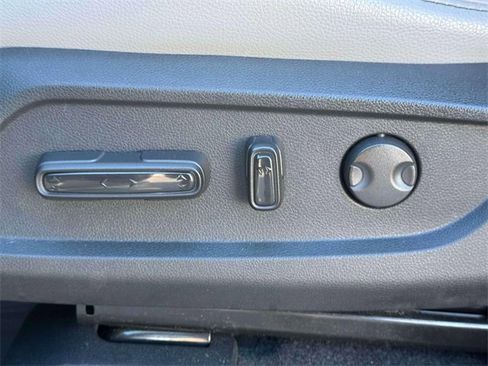 Used 2024 Honda Pilot EX-L image 17