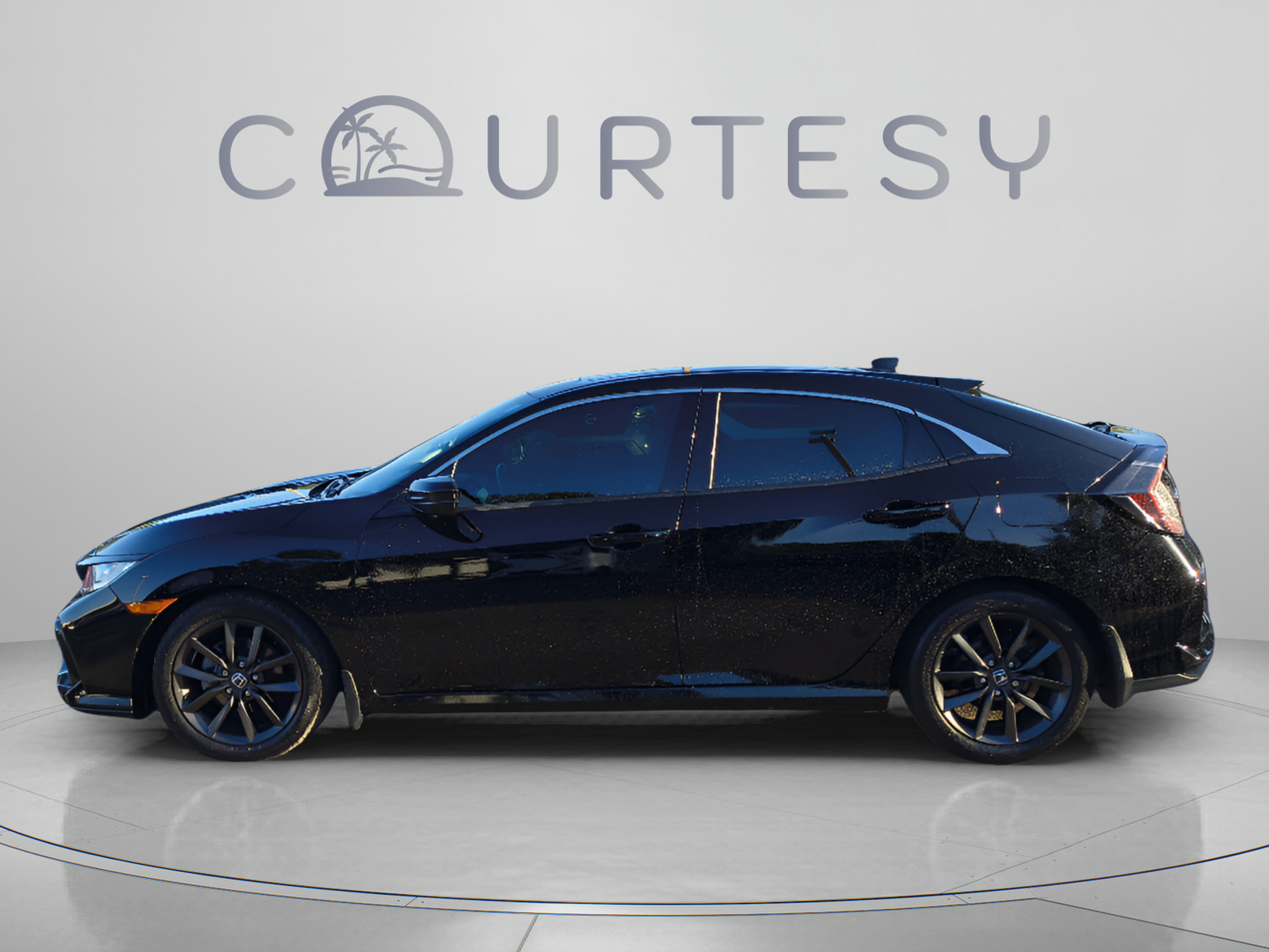Used 2021 Honda Civic EX image 2