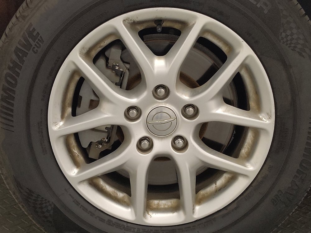 Used 2020 Chrysler Pacifica Touring FWD image 31
