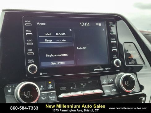 Used 2021 Toyota Highlander XSE image 22