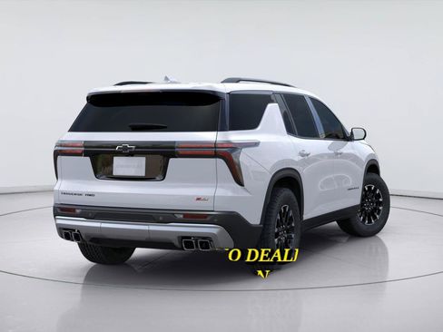 New 2026 Chevrolet Traverse Z71 w/ Enhanced Driving Package AWD/4WD image 4