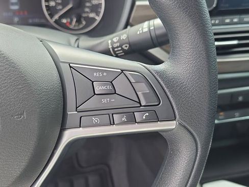 Certified 2024 Nissan Altima 2.5 SV image 30